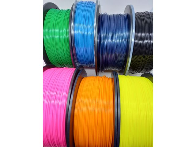 PLA filament for 3D printing